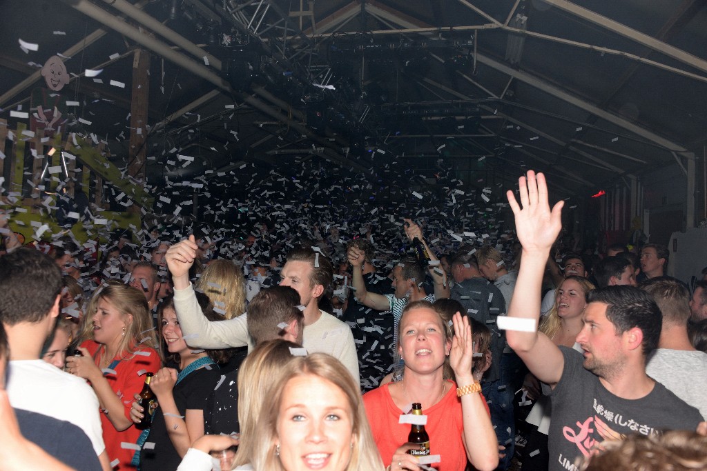 ../Images/Feest zonder naam 2019 199.jpg